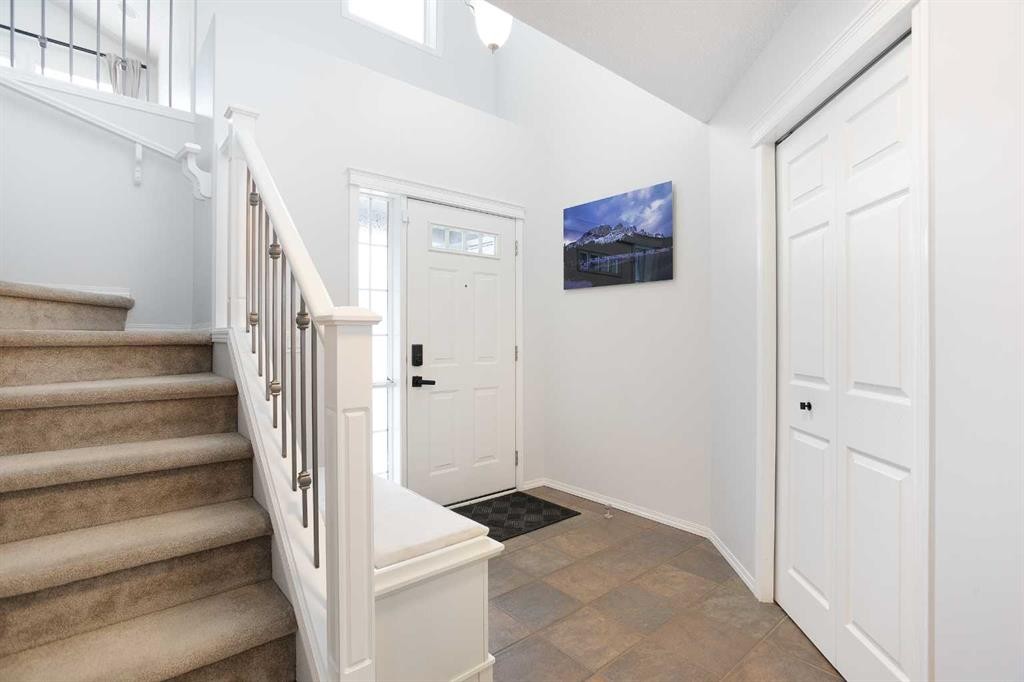 54 Springborough Point Sw, Calgary, AB - Indoor Photo Showing Other Room