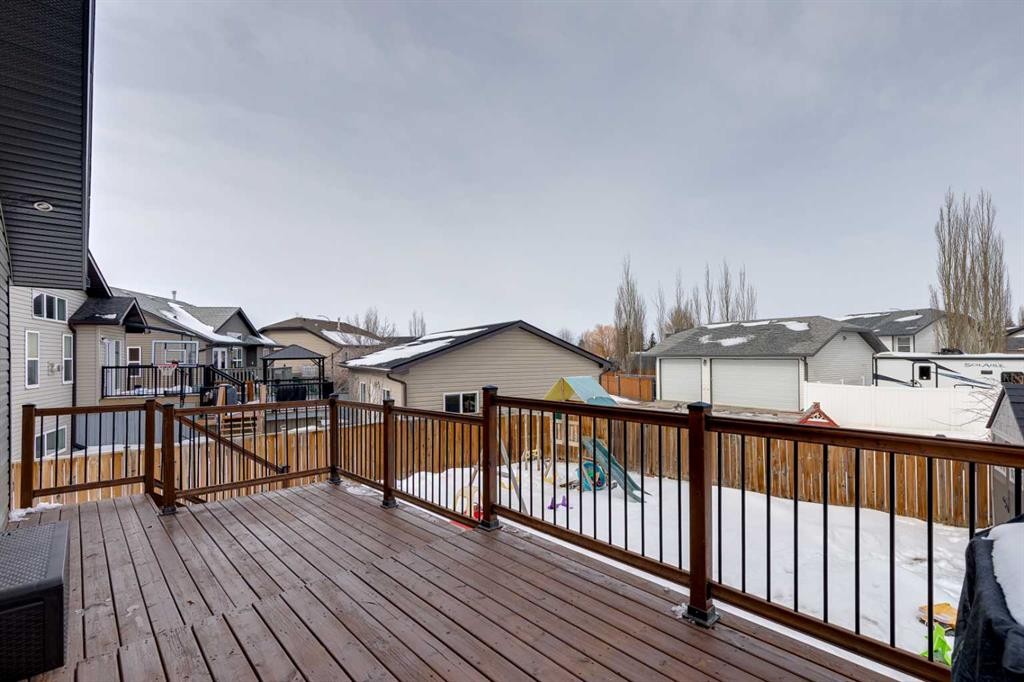 48 Hawthorn Way Ne, Olds, AB - Outdoor With Exterior