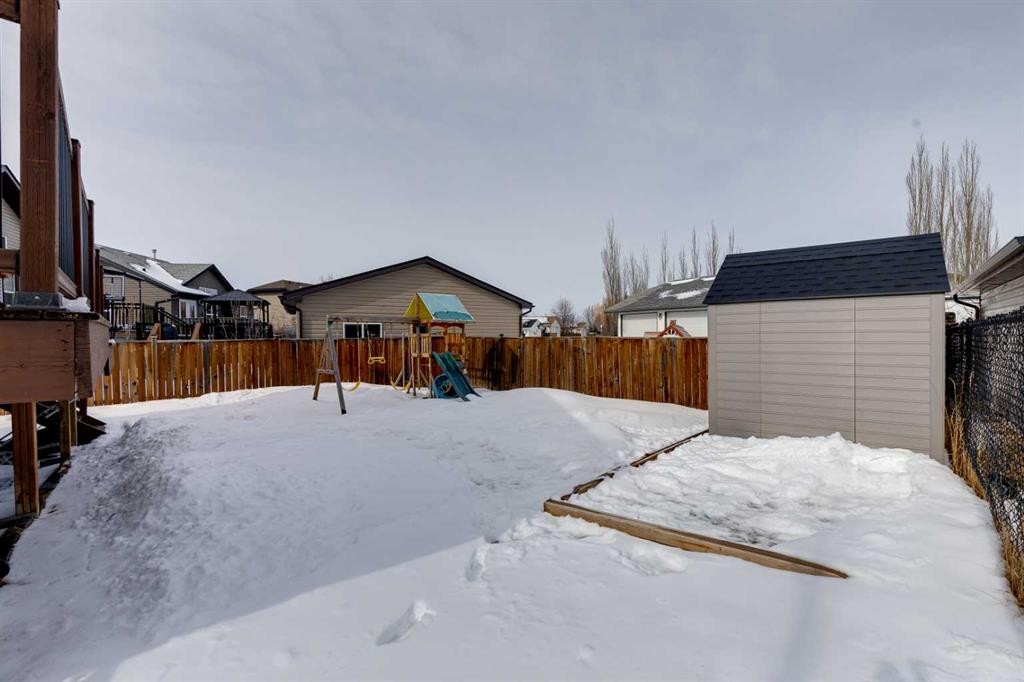 48 Hawthorn Way Ne, Olds, AB - Outdoor With Exterior