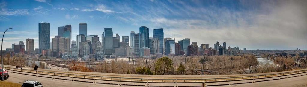 228 Crescent Road Nw, Calgary, AB - Outdoor With View
