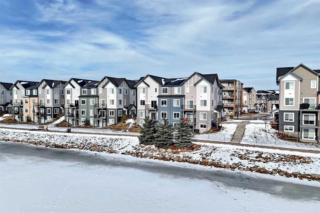 294 Canals Crossing Sw, Airdrie, AB - Outdoor With Facade