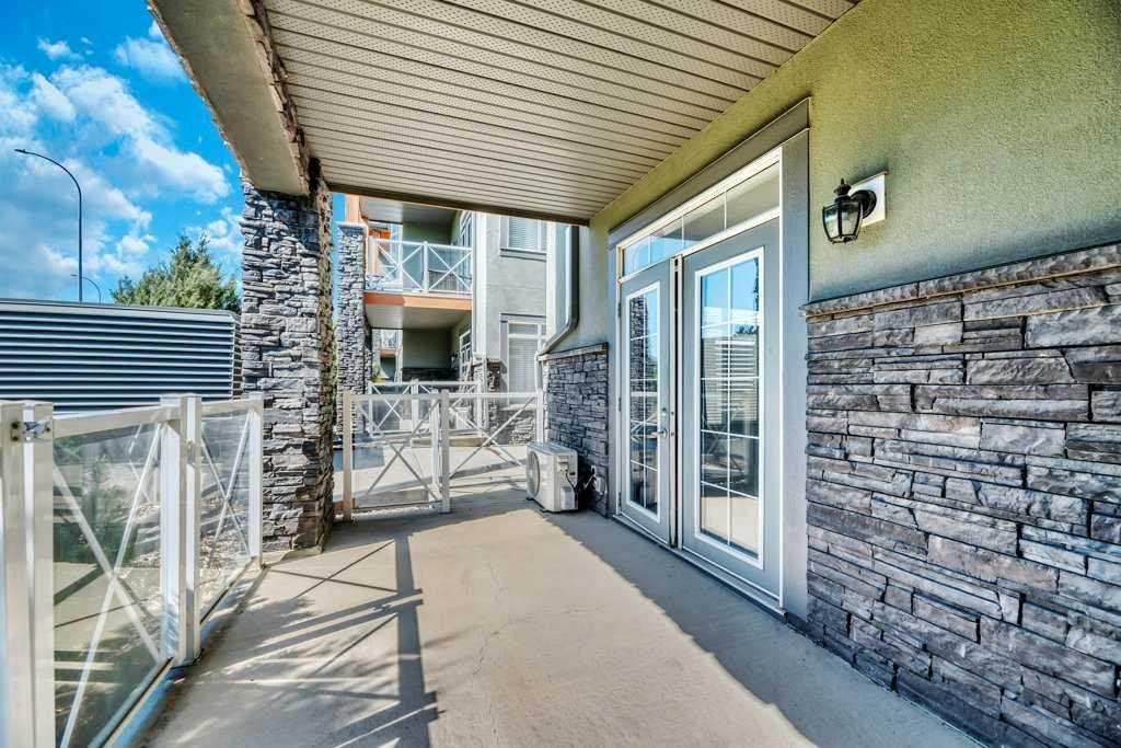 102-1005B Westmount Drive, Strathmore, AB - Outdoor