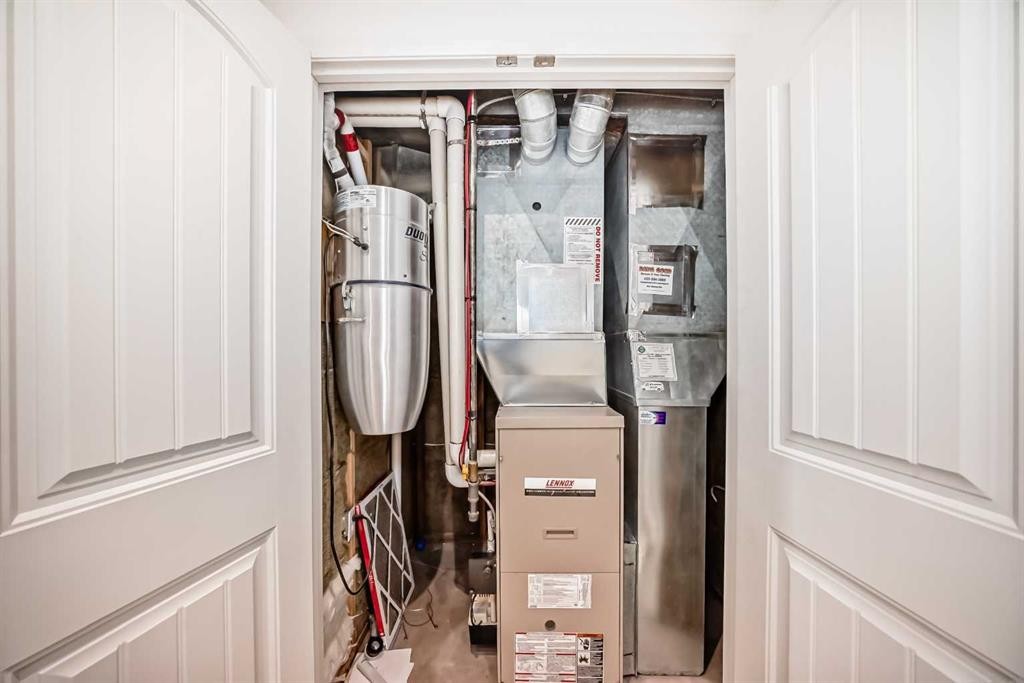 820 9A Street Ne, Calgary, AB - Indoor