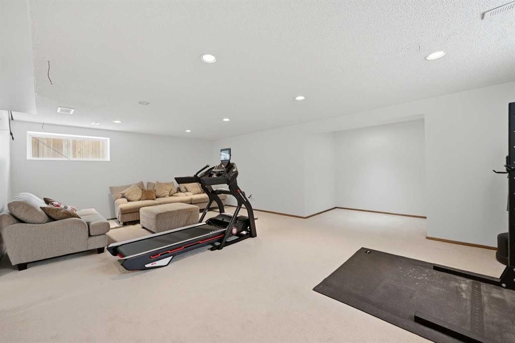 125 Panamount Heath Nw, Calgary, AB - Indoor