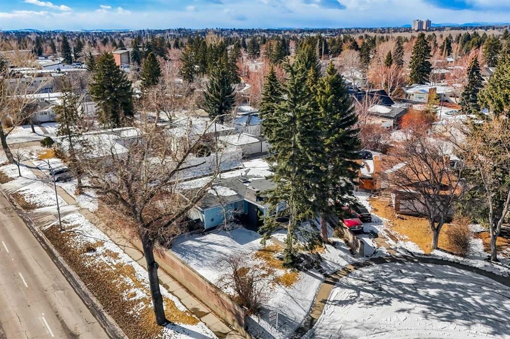 8043 Elbow Drive Sw, Calgary, AB - Outdoor With View