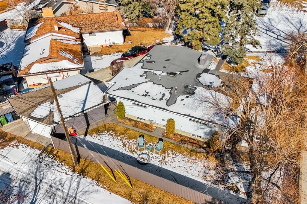 8043 Elbow Drive Sw, Calgary, AB - Outdoor