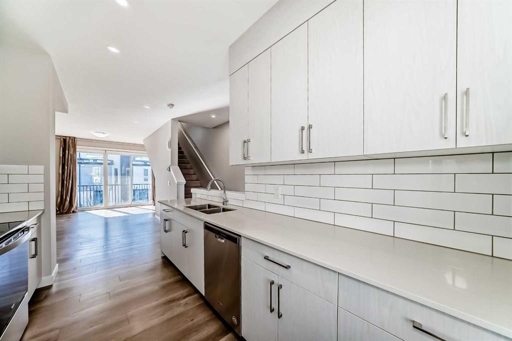 57 Skyview Ranch Avenue Ne, Calgary, AB - Indoor Photo Showing Kitchen With Double Sink With Upgraded Kitchen