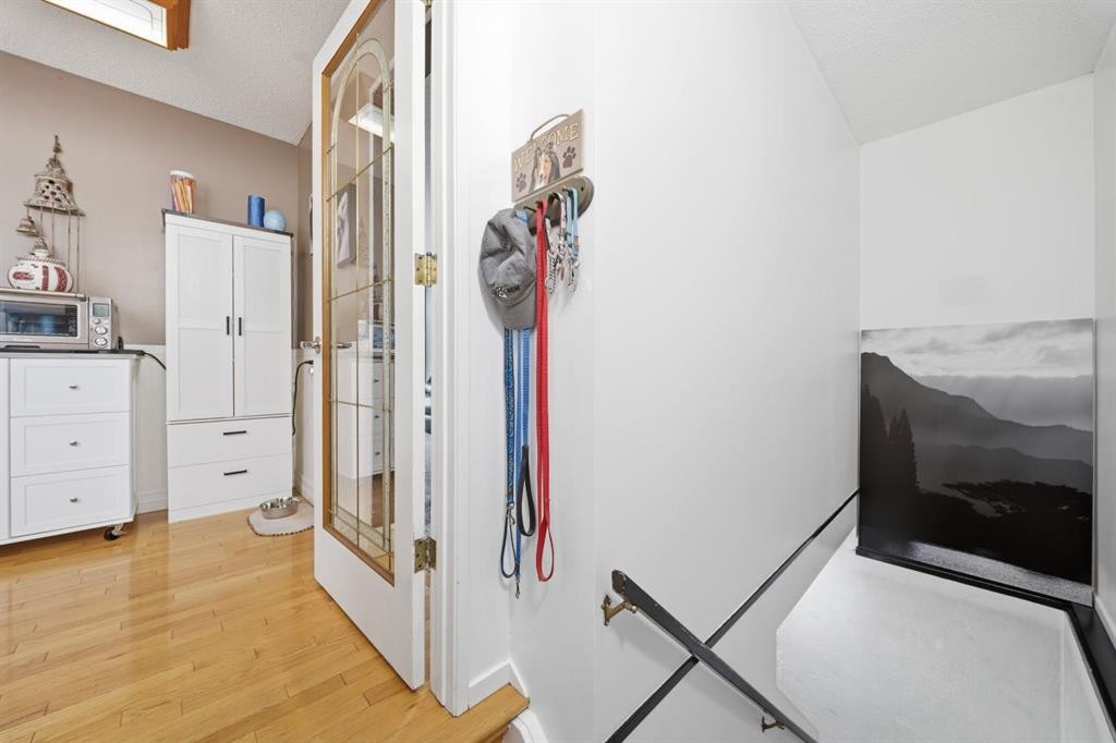 336 Whiteview Close Ne, Calgary, AB - Indoor