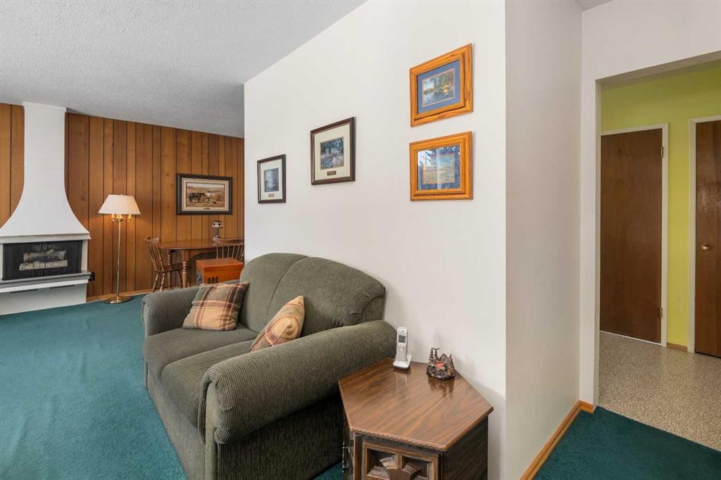 5039 Nemiskam Road Nw, Calgary, AB - Indoor