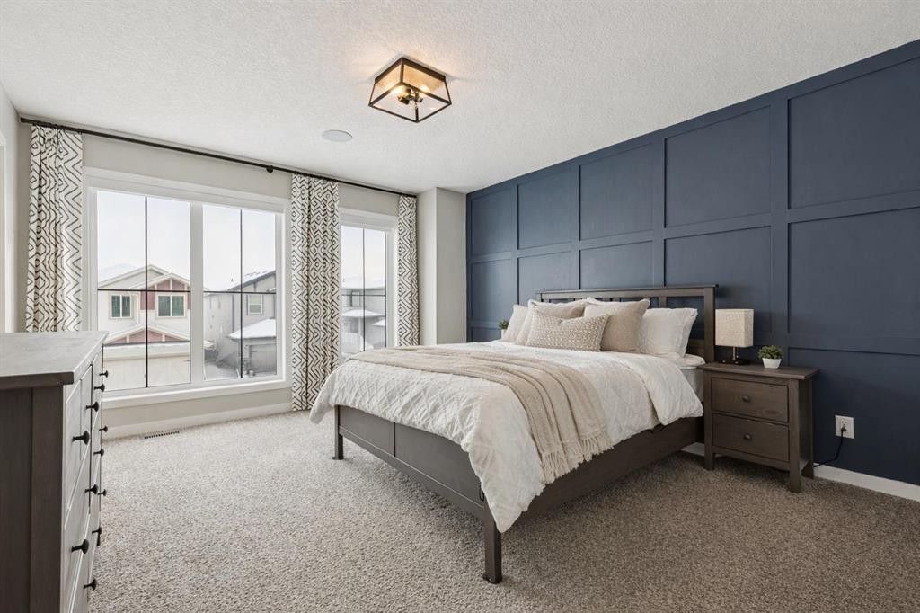 103 Saddlebred Link, Cochrane, AB - Indoor Photo Showing Bedroom