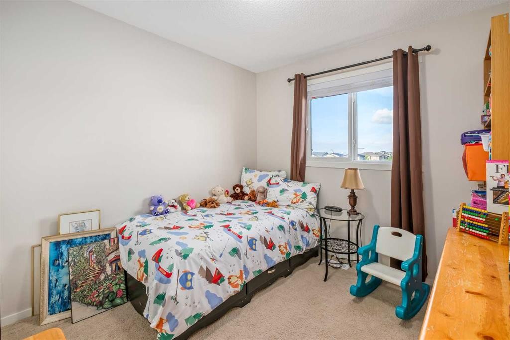 78 Livingston Gate Ne, Calgary, AB - Indoor Photo Showing Bedroom