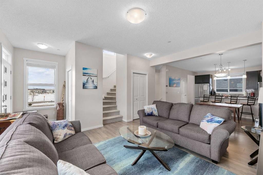 78 Livingston Gate Ne, Calgary, AB - Indoor Photo Showing Living Room