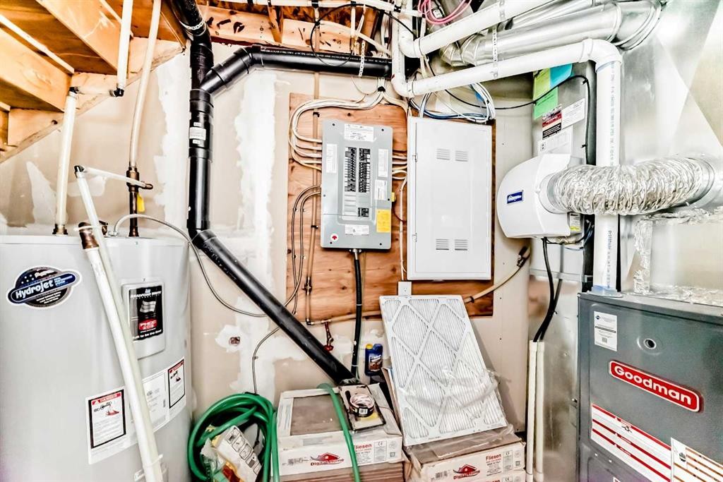 5 Redstone Circle Ne, Calgary, AB - Indoor Photo Showing Basement