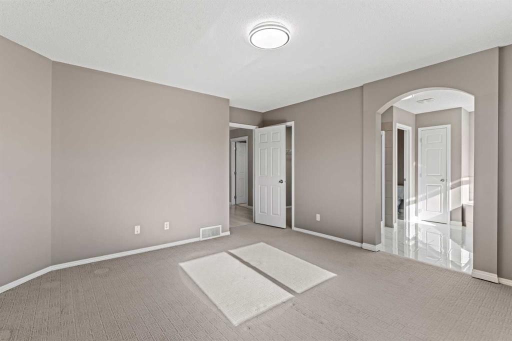 138 Saddlecrest Park Ne, Calgary, AB - Indoor Photo Showing Other Room