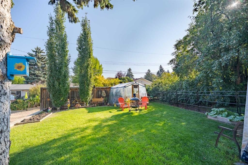 64 Foxwell Road Se, Calgary, AB - Outdoor