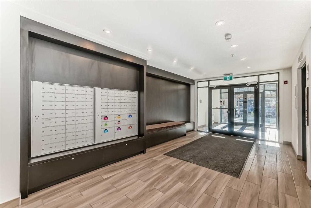 2416-200 Seton Circle Se, Calgary, AB - Indoor Photo Showing Other Room