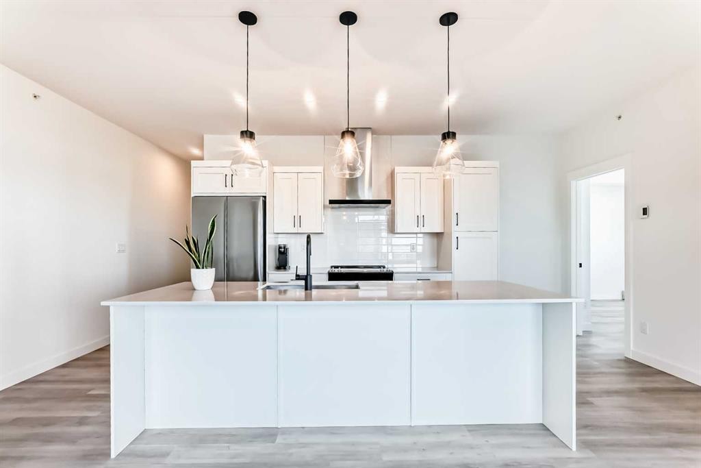 2416-200 Seton Circle Se, Calgary, AB - Indoor Photo Showing Kitchen With Upgraded Kitchen