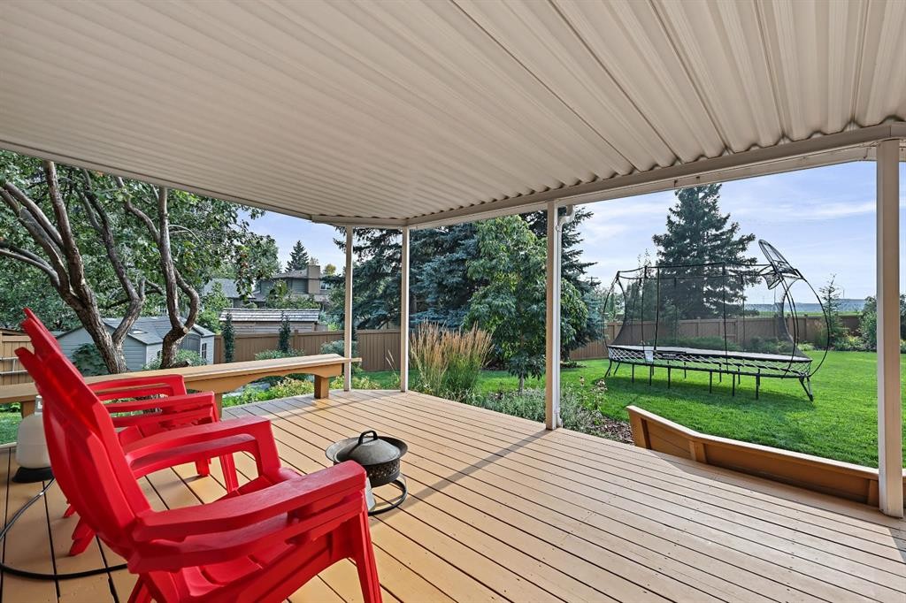 33 Sunset Crescent, Okotoks, AB - Outdoor With Deck Patio Veranda
