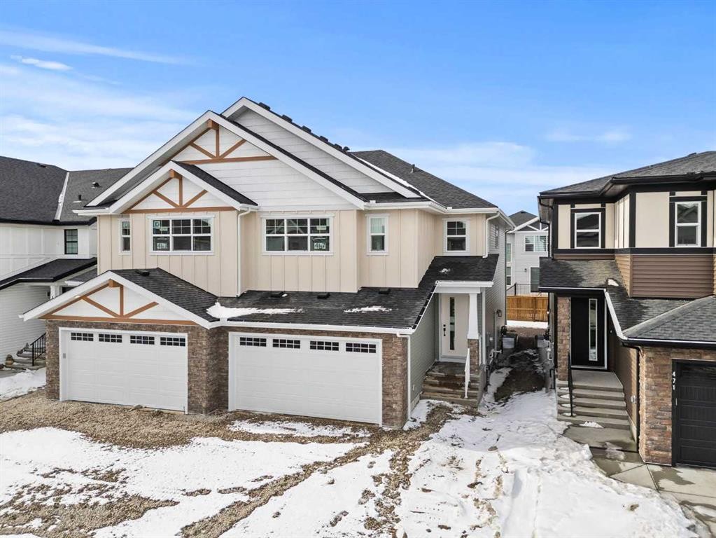 467 Kinniburgh Loop, Chestermere, AB - Outdoor With Facade