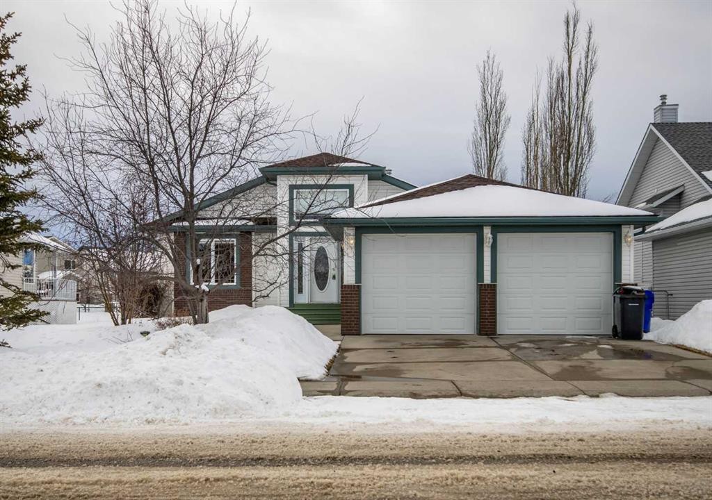 5111 Shannon Drive, Olds, AB - Outdoor