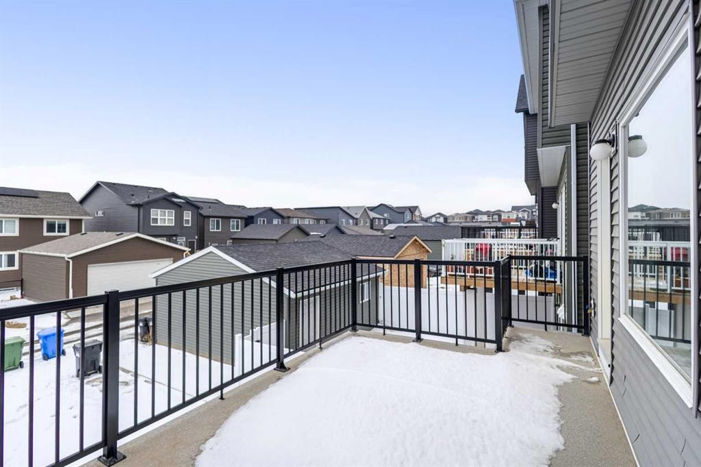 22 Edith Manor Nw, Calgary, AB - Outdoor