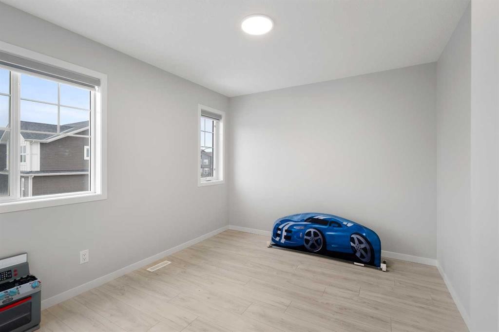 22 Edith Manor Nw, Calgary, AB - Indoor