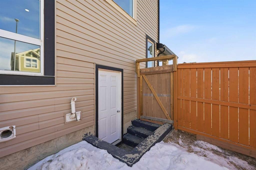 14 Skyview Point Road Ne, Calgary, AB - Outdoor With Exterior