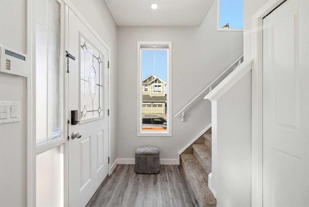 14 Skyview Point Road Ne, Calgary, AB - Indoor Photo Showing Other Room