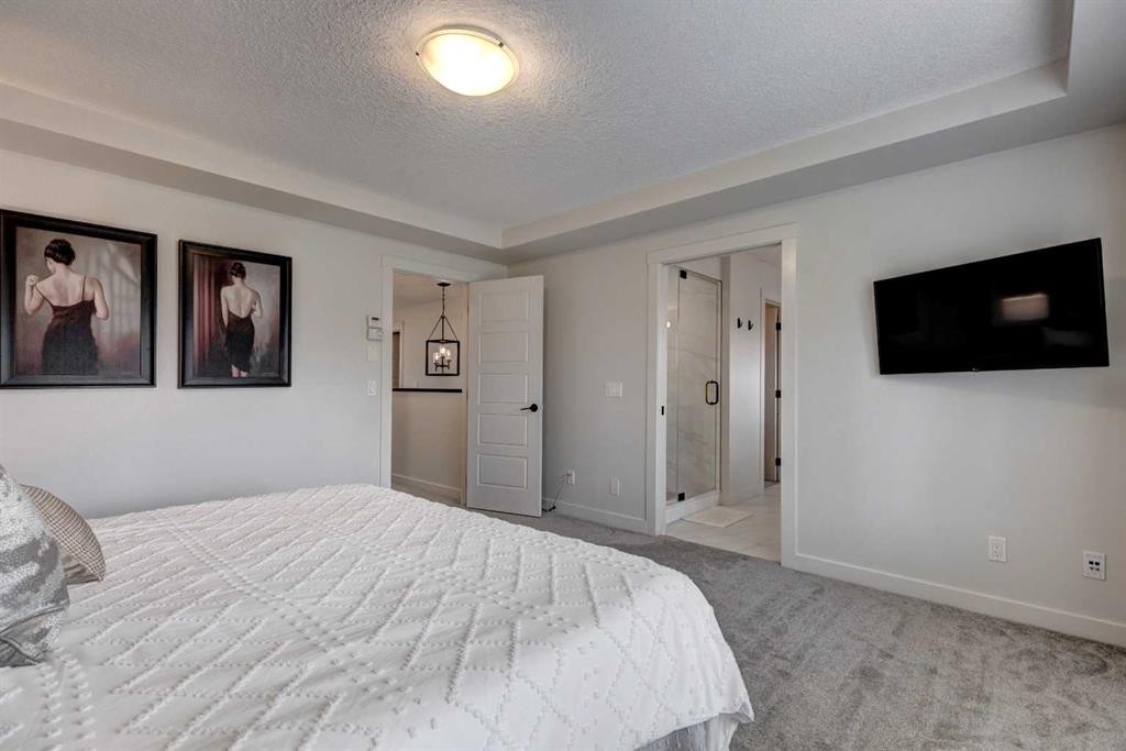 19 Cranbrook Crescent Se, Calgary, AB