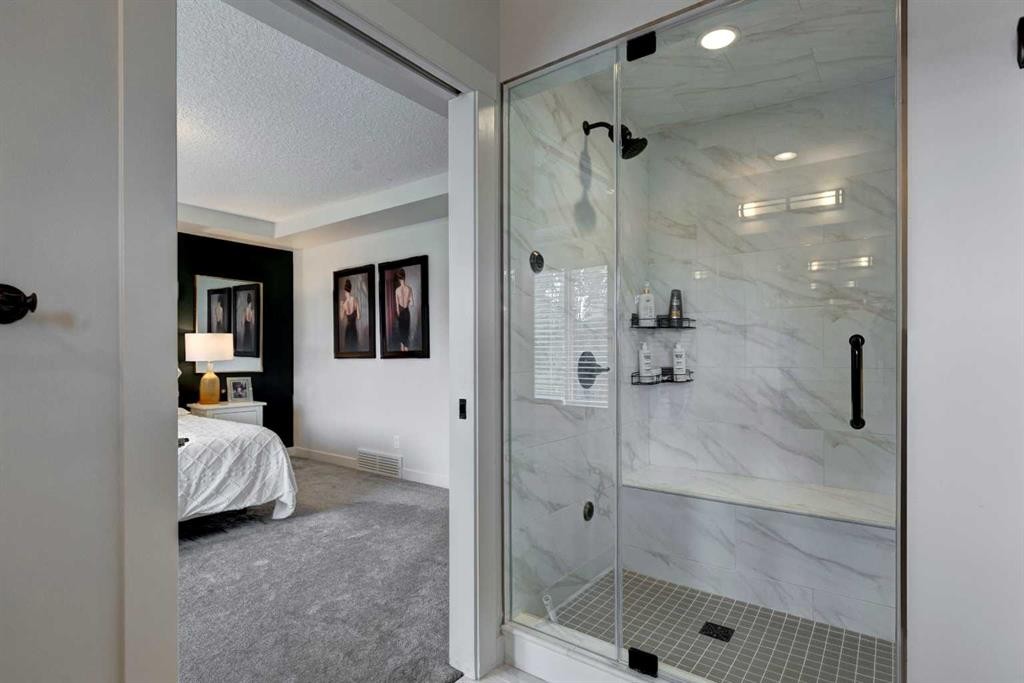 19 Cranbrook Crescent Se, Calgary, AB