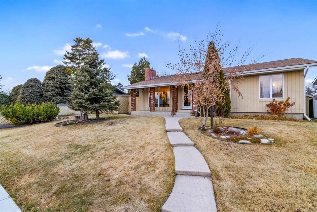 4604 Marwood Way Ne, Calgary, AB - Outdoor With Deck Patio Veranda