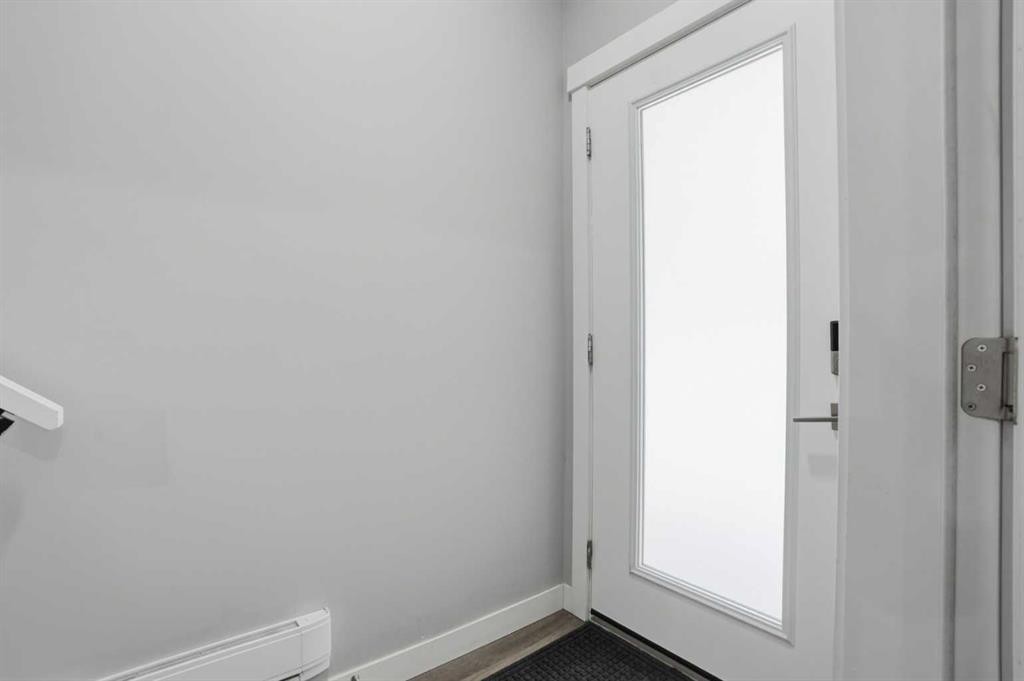 404-95 Skyview Close Ne, Calgary, AB - Indoor Photo Showing Other Room