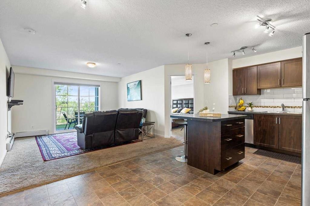 4104-279 Copperpond Common Se, Calgary, AB - Indoor