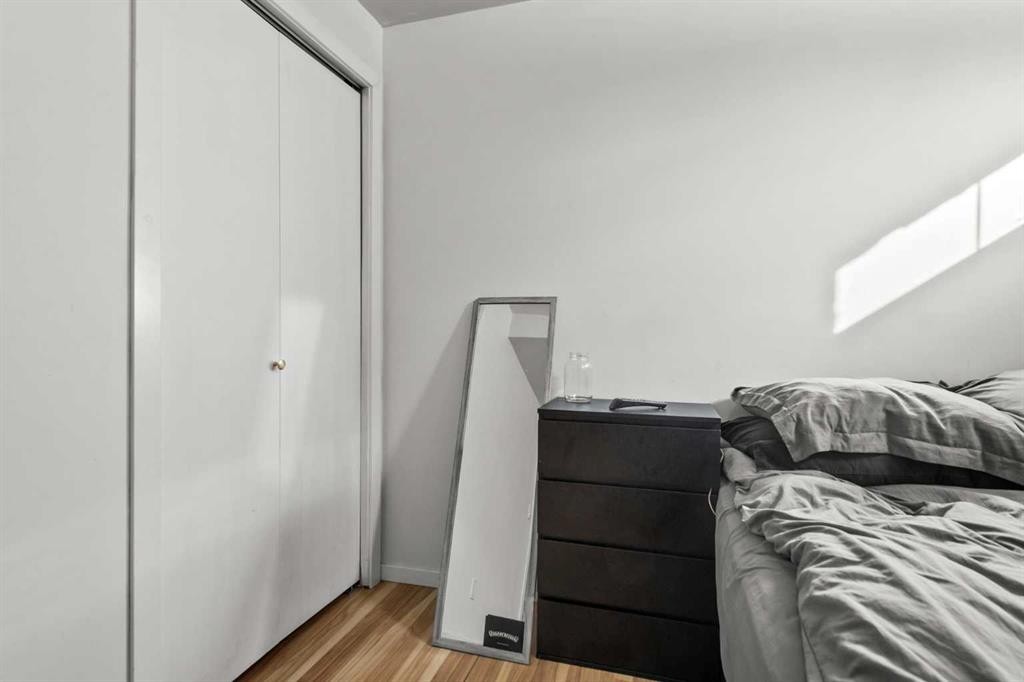 8510 Centre Street Ne, Calgary, AB - Indoor