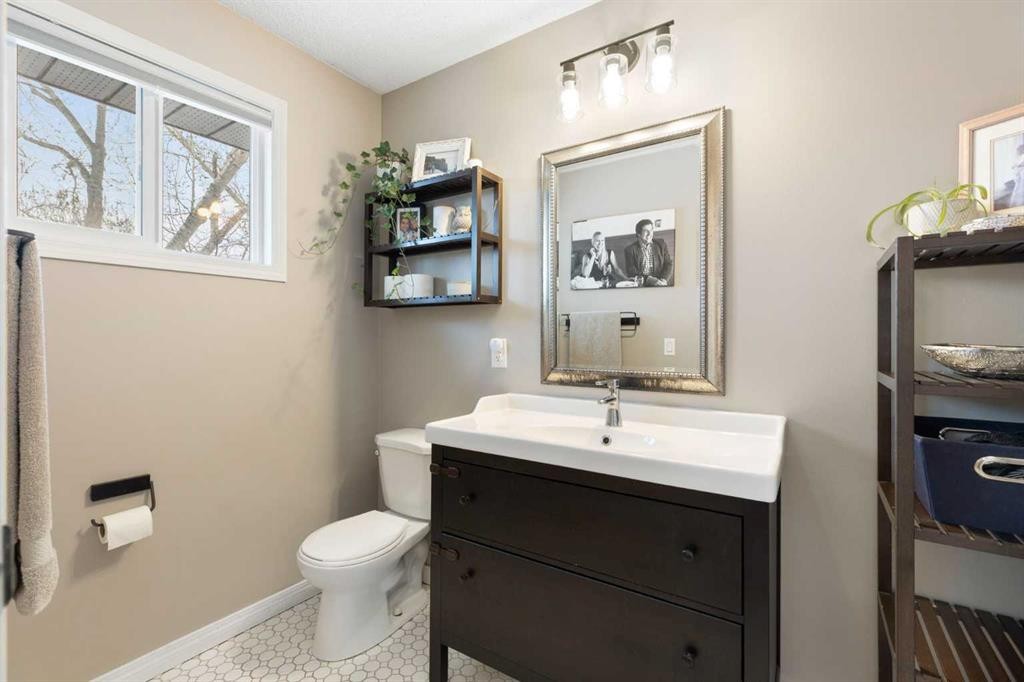 815 Ranchview Circle Nw, Calgary, AB