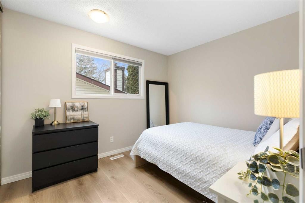 815 Ranchview Circle Nw, Calgary, AB