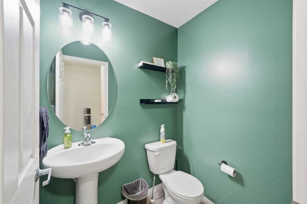 67 Cityscape Gate, Calgary, AB - Indoor Photo Showing Bathroom