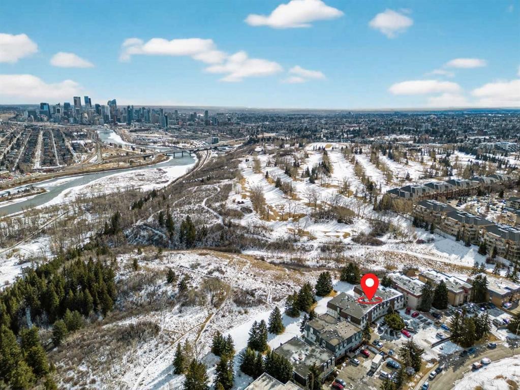 304-512 Cedar Crescent Sw, Calgary, AB - Outdoor With View