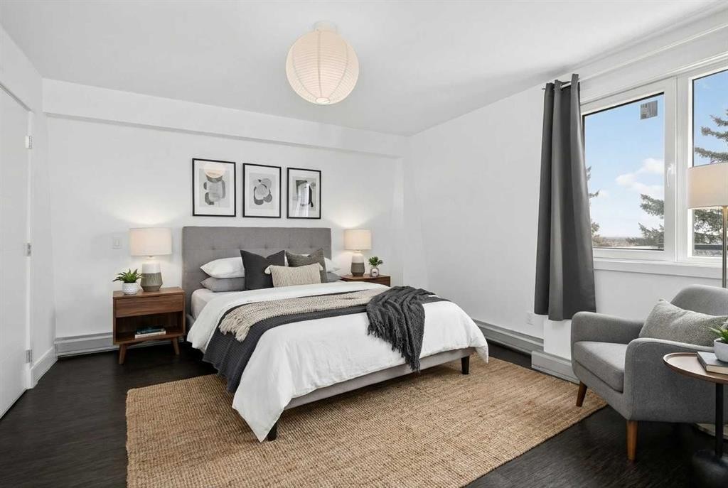 304-512 Cedar Crescent Sw, Calgary, AB - Indoor Photo Showing Bedroom