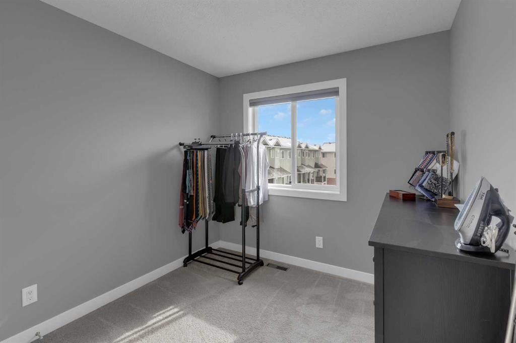 420 Strathcona Circle, Strathmore, AB - Indoor