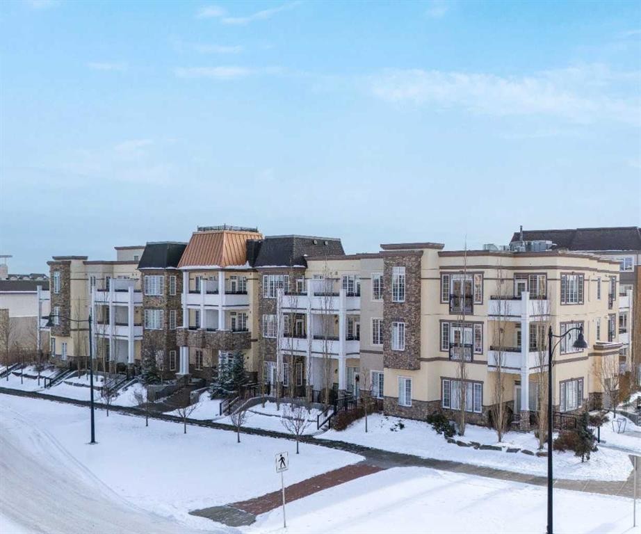 210-38 Quarry Gate Se, Calgary, AB - Outdoor