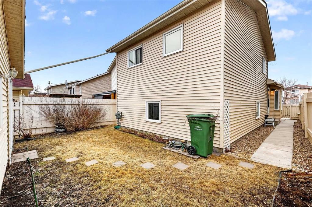 886 Erin Woods Drive Se, Calgary, AB - Outdoor With Exterior