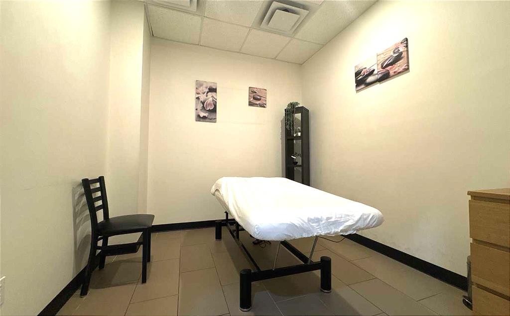 4500 Macleod Trail Sw, Calgary, AB