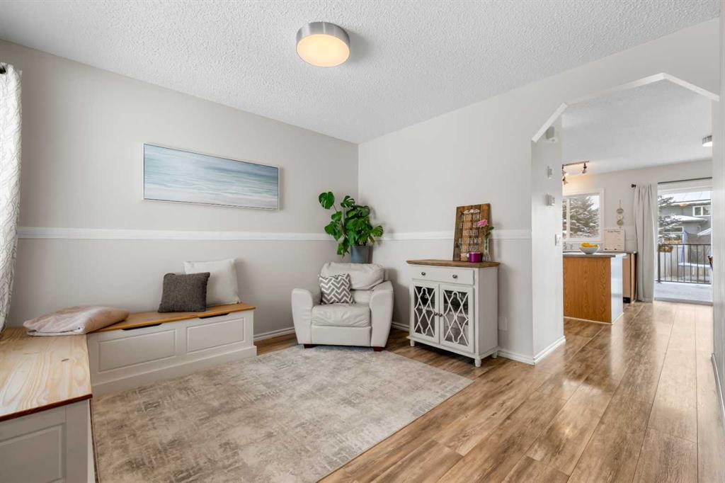 8 Chapalina Crescent Se, Calgary, AB - Indoor