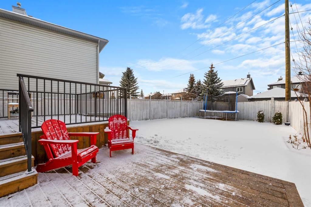 8 Chapalina Crescent Se, Calgary, AB - Outdoor