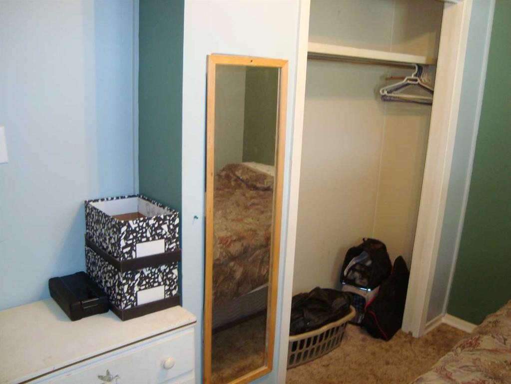 107 2Nd Avenue North, Torrington, AB - Indoor Photo Showing Other Room