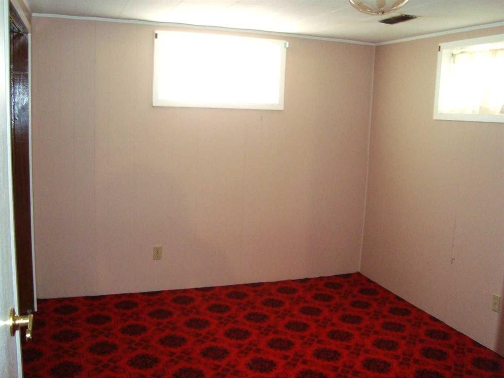 107 2Nd Avenue North, Torrington, AB - Indoor Photo Showing Other Room