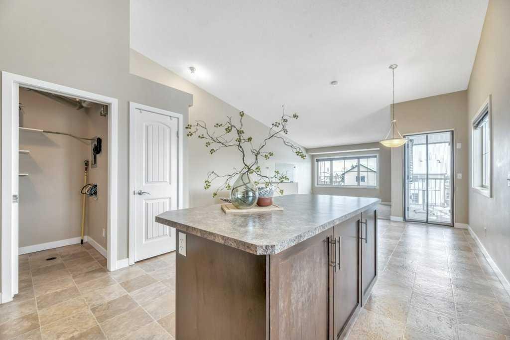 1205-230 Eversyde Boulevard Sw, Calgary, AB - Indoor