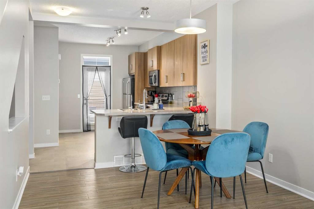 37 New Brighton Point Se, Calgary, AB - Indoor