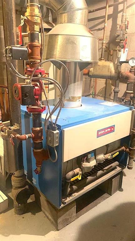 726 5A Street Nw, Calgary, AB - Indoor Photo Showing Basement